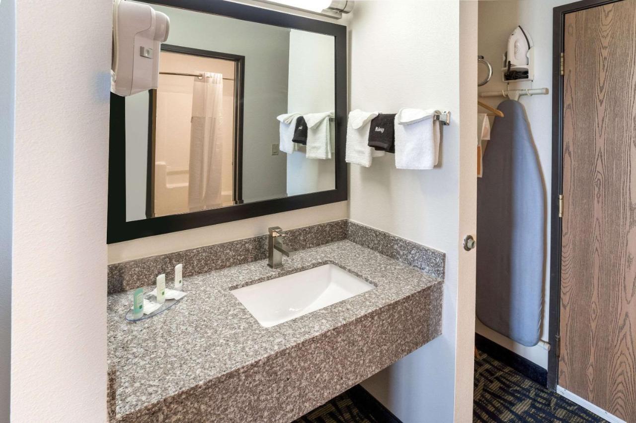 Quality Inn Rochelle Exteriör bild