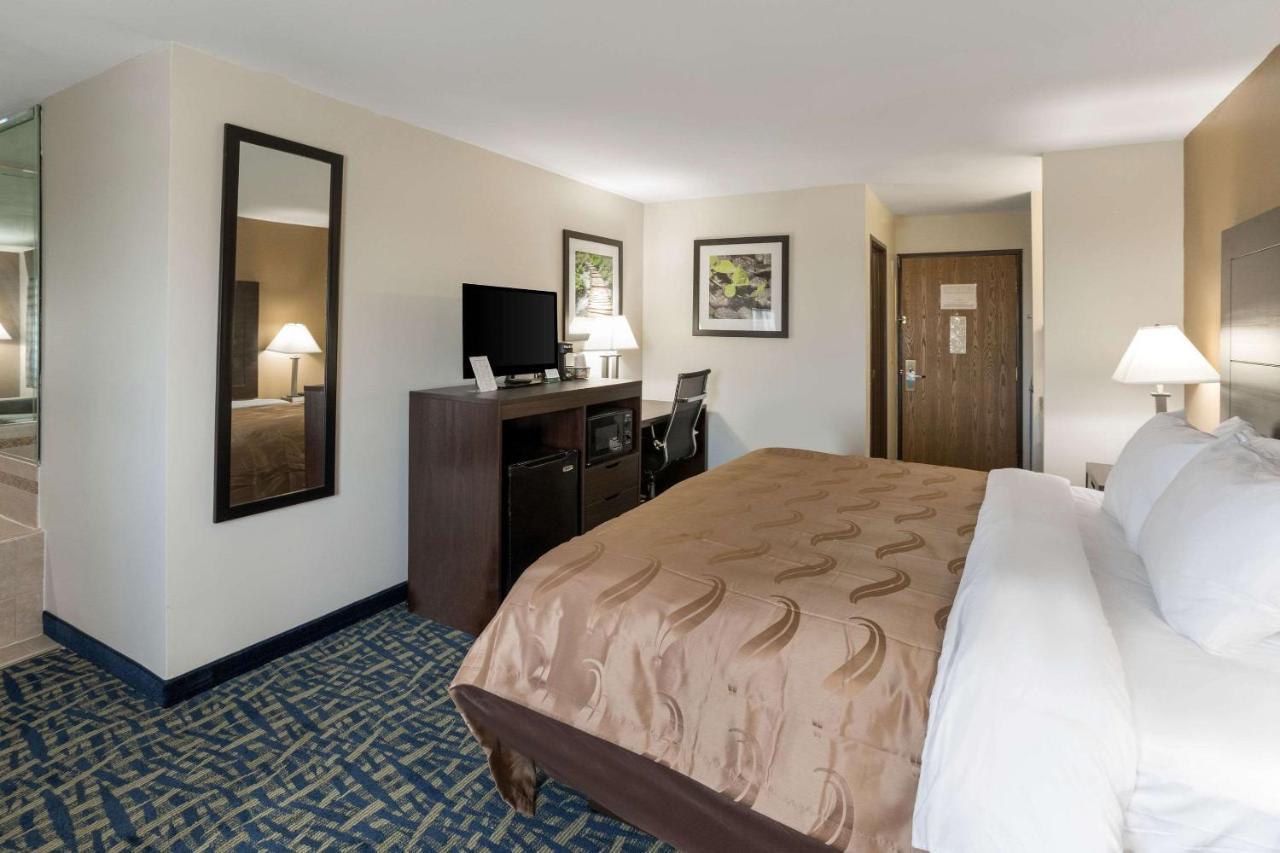 Quality Inn Rochelle Exteriör bild