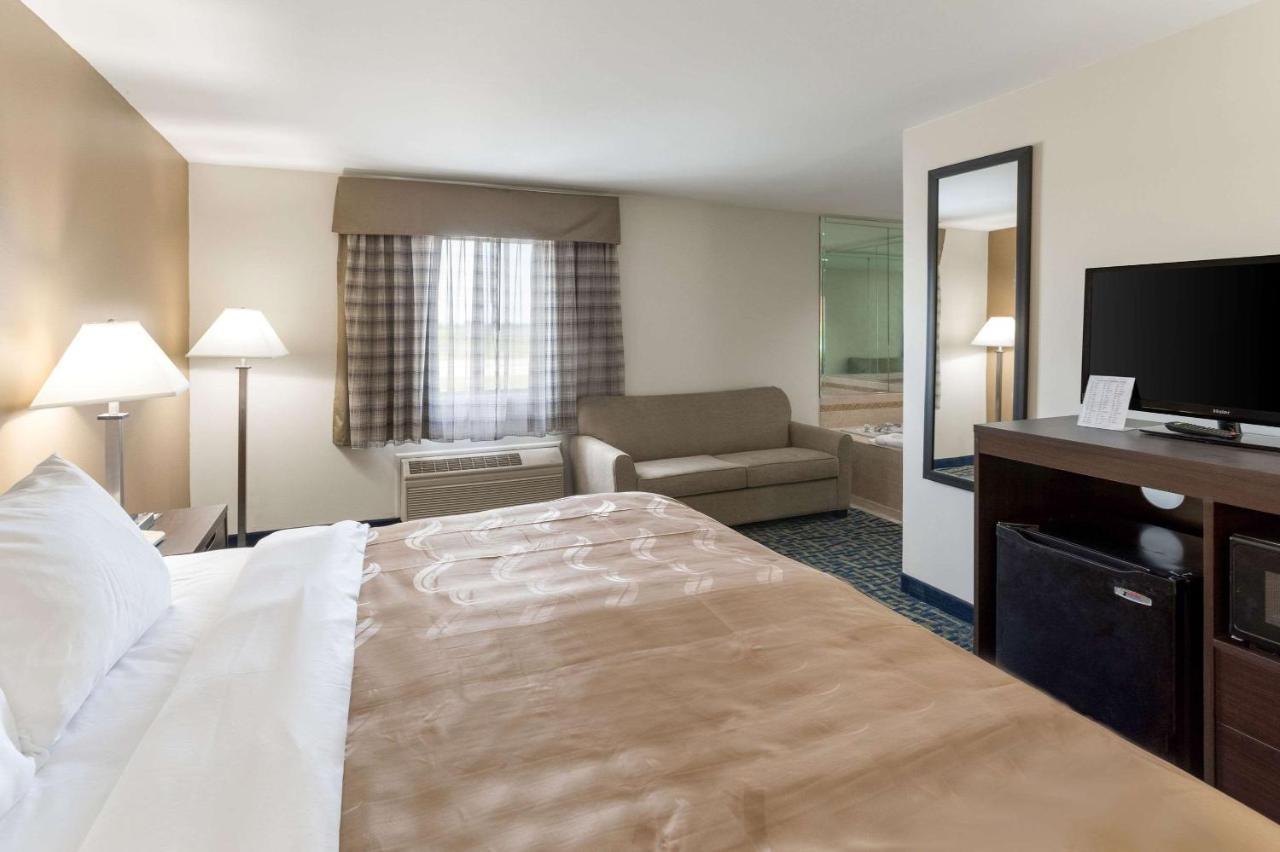 Quality Inn Rochelle Exteriör bild